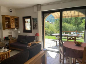 2 Pièces + Coin Montagne, Cheminée, Parking, Wi-Fi - 4 Pers. - FR-1-762-54